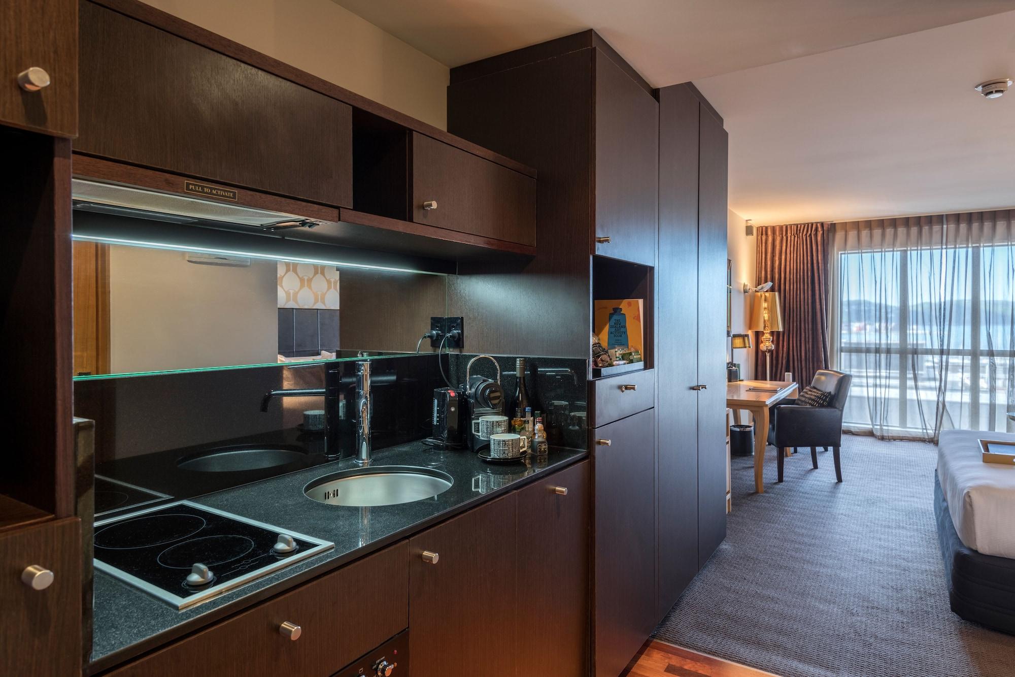 Museum Apartment Hotel, Independent Collection By Evt Wellington Ngoại thất bức ảnh Kitchenette in a serviced apartment