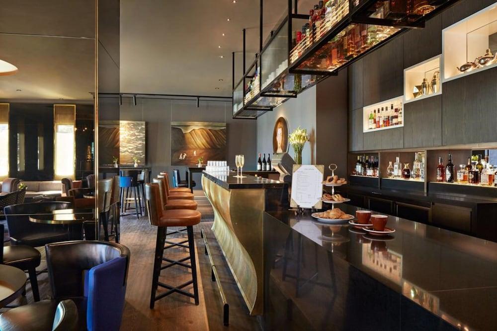 Museum Apartment Hotel, Independent Collection By Evt Wellington Ngoại thất bức ảnh The bar at the hotel